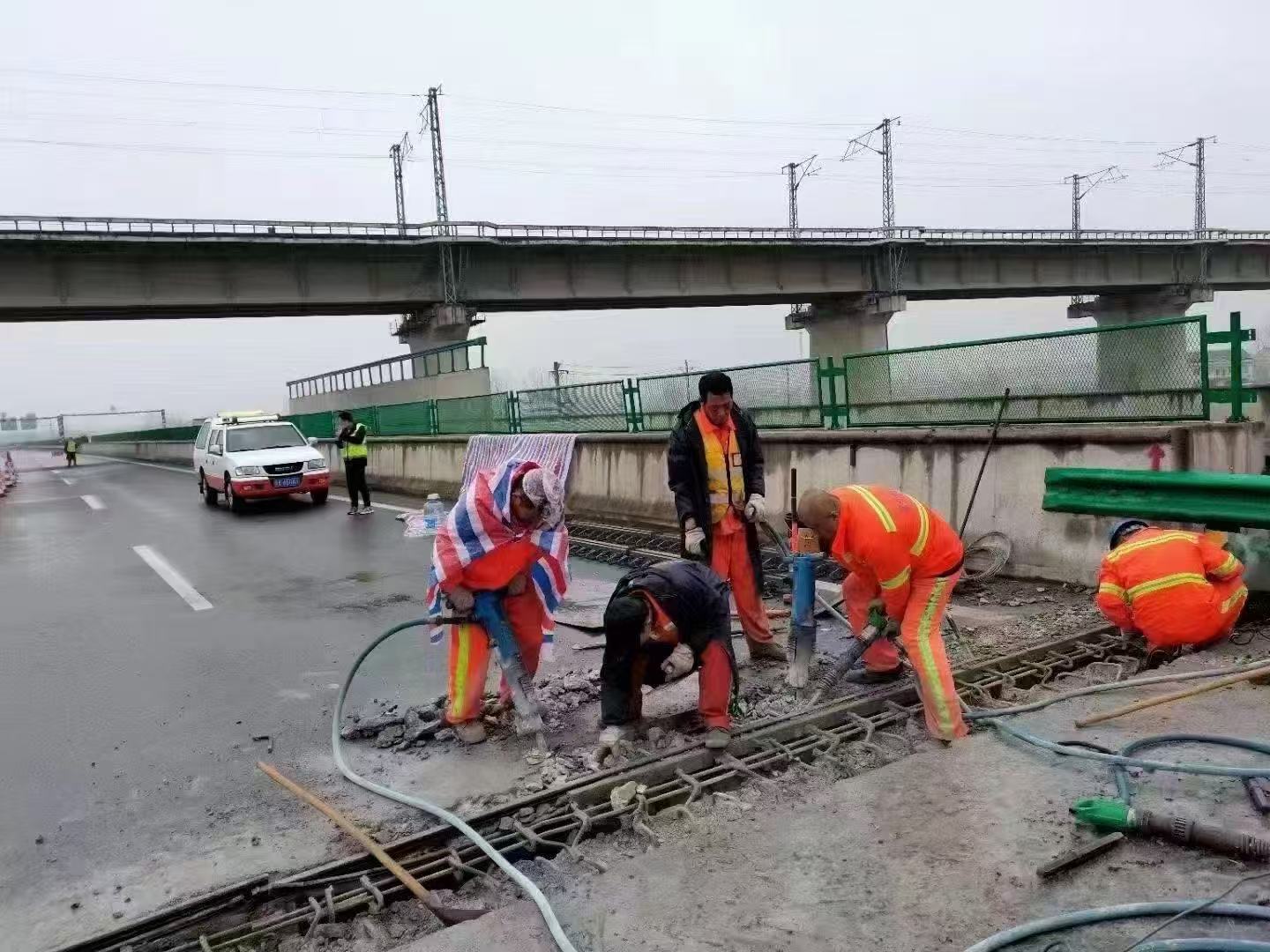 老边桥梁伸缩缝抢修料